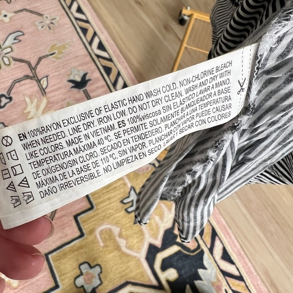 Forever 21 Striped Dress - Picture 6 of 7